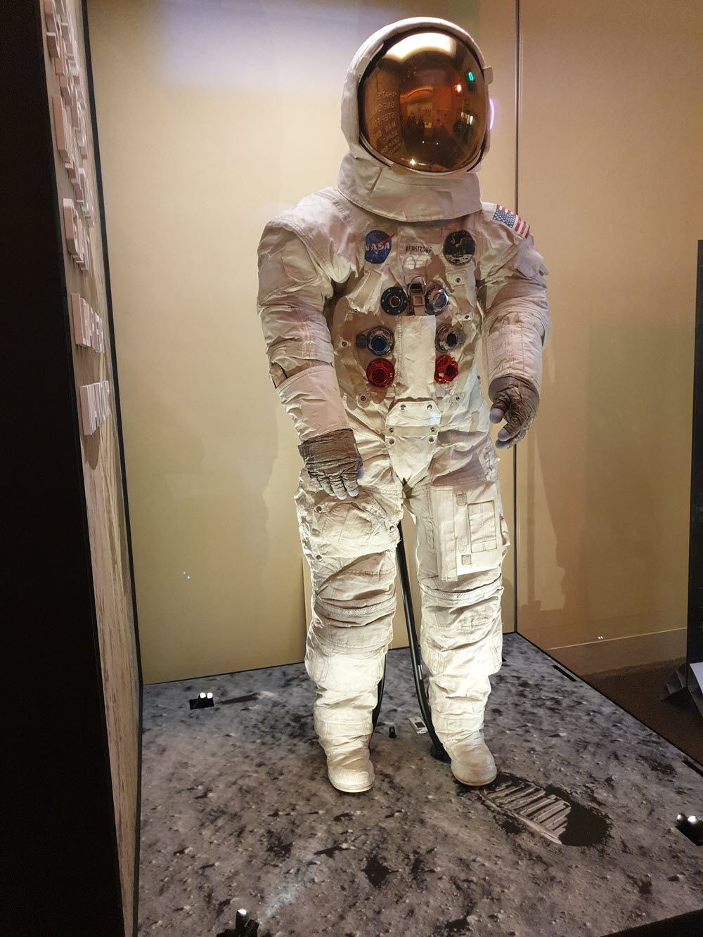 Neil Amstrong - Original-Anzug der 1. Mondlandung